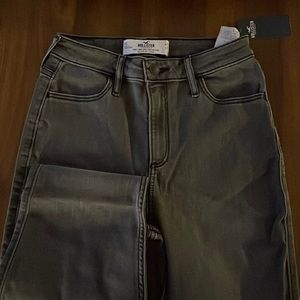 NWT Hollister 5s black flare high rise jeans